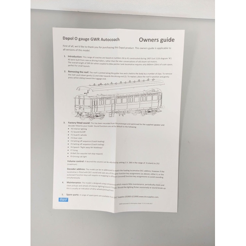 112 - Dapol. Boxed 0 gauge BR GWR 59' Auto Coach in crimson finish 7P-004-005. 