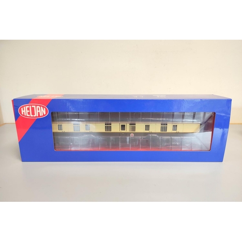 118 - Heljan. 0 Gauge 1.43 scale BR (WR) 57' BG Chocolate and Cream BR Mk1 Coach,in original window box. 4... 