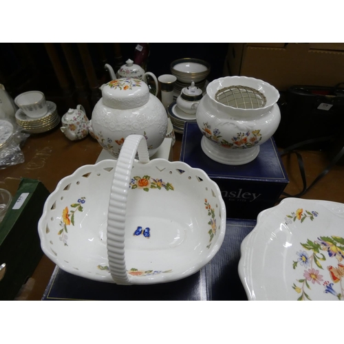 182 - Four pieces of boxed Aynsley to include cottage green comport, ginger jar, pot-poruri basket etc.