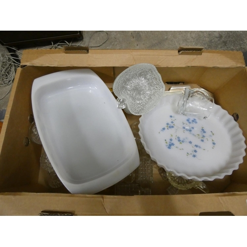 234 - Box of glassware to include Pyrex.