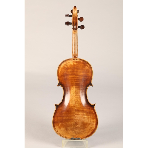 385 - English Violin of the Betts School, circa 1800, labelled in script, 'John Betts W 11 near Northgate ... 