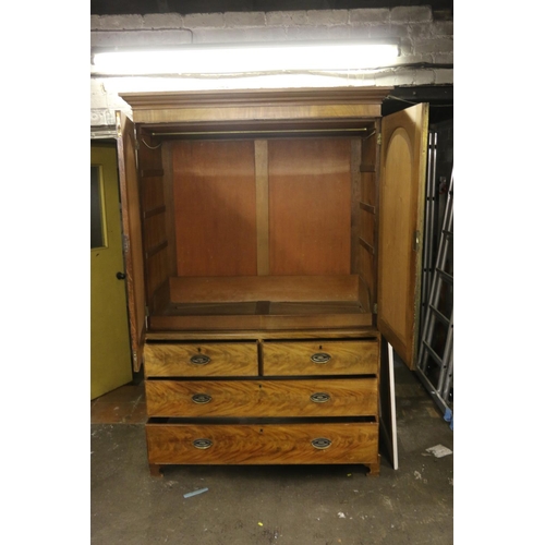 830 - 19th century mahogany wardrobe / linen press, 208 x 135 x 60cm.