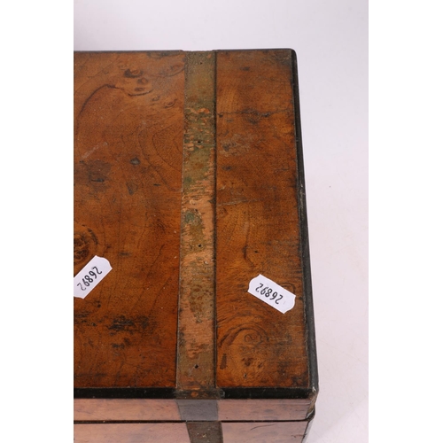 39 - 19th century writing slope, 14 x 30 x 23cm.