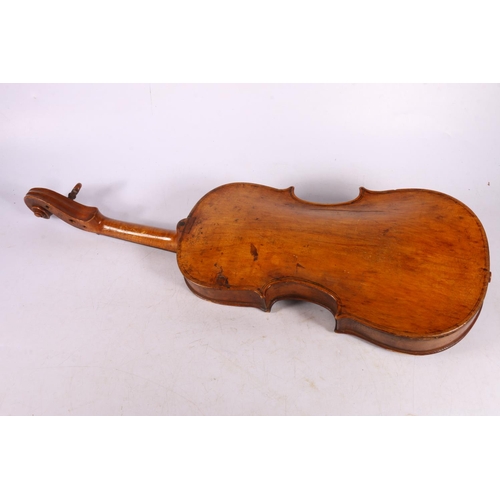 348 - Vintage violin, penned to the interior 'John Hannah', in a banjo case.