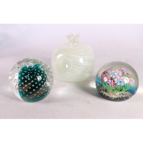 361 - Art Glass to include a floral paperweight, a controlled bubble paperweight, two Murano Glass birds, ... 