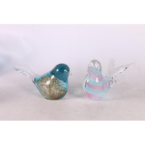 361 - Art Glass to include a floral paperweight, a controlled bubble paperweight, two Murano Glass birds, ... 