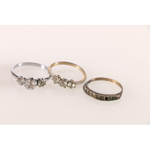 530 - Pair of silver and amber earrings, a 9ct gold and silver eternity style ring, 1.9g gross, and three ... 