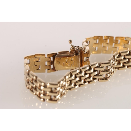 580 - Italian 9ct gold strap bracelet, 16.3g.