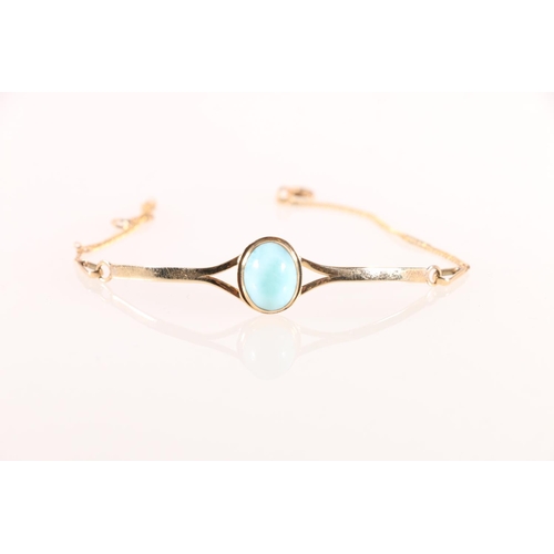 623 - 14ct gold bracelet with polished stone cabochon, 17cm, 2.8g. 