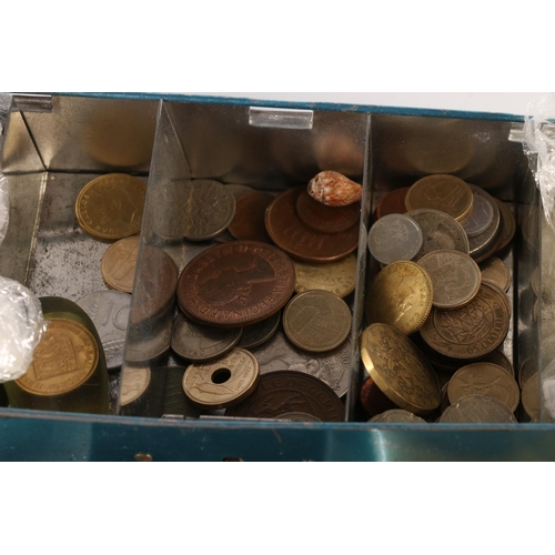 564 - Coin collection to include a Heriot Watt College medal award to John Henderson in 1902-3 for Photo P... 