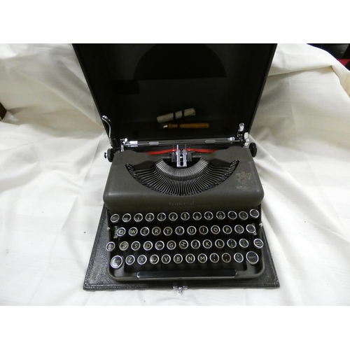 246 - Vintage cased Imperial typewriter.