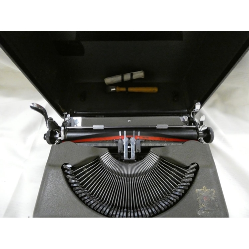 246 - Vintage cased Imperial typewriter.