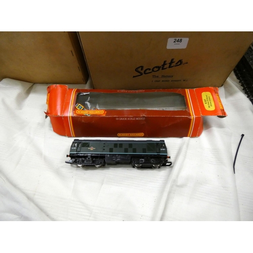 248 - Vintage Hornby 00 gauge rolling stock track, transformer R327 BR class 25 diesel.