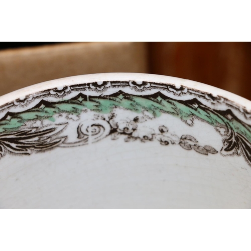 171 - 19th century transfer printed loving cup depicting birds, 13cm.