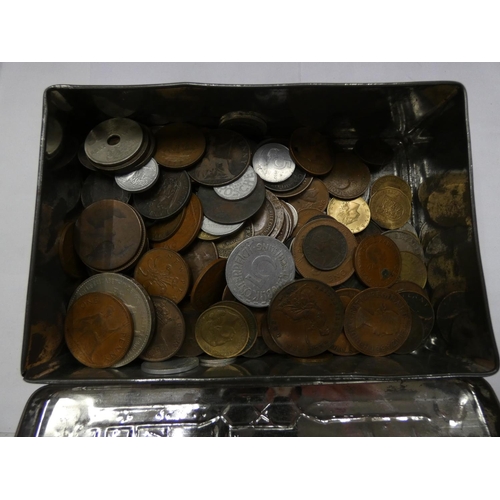 363 - Tin on vintage world coins to include festival of Britan 1951 commemorative coin.