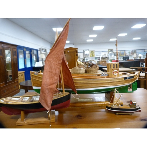 14 - Large model of the boat Dooker TT 2, and two other model boats.