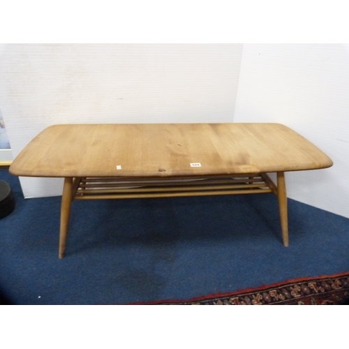 524 - Vintage coffee table.