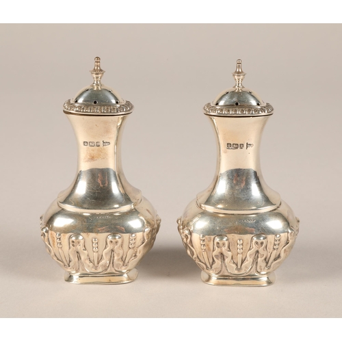 197 - Walker & Hall cased silver cruet set