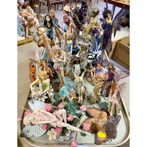 260 - Tray containing mainly Clare Craft Faerie Realm figures