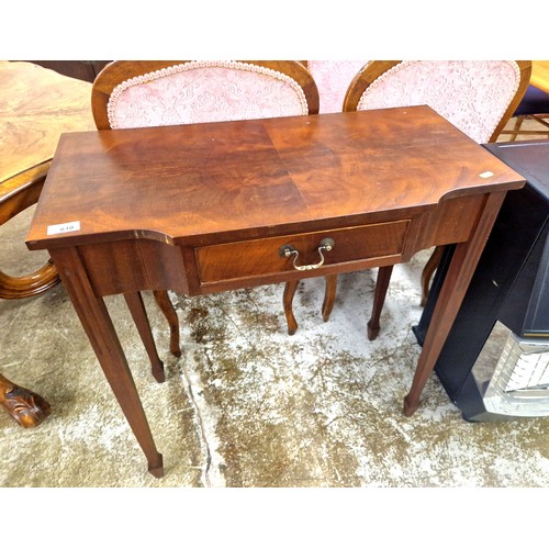 610 - Mahogany hall table with fitted drawer