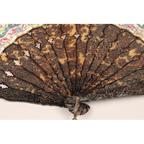 277 - 19th century Chinese folding Mandarin fan with carved tortoiseshell sticks. Fourteen leaves painted ... 