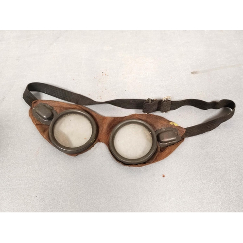 215 - WW2 era British folding MT dispatch rider / tanker coated goggles complete with case. Also another p... 