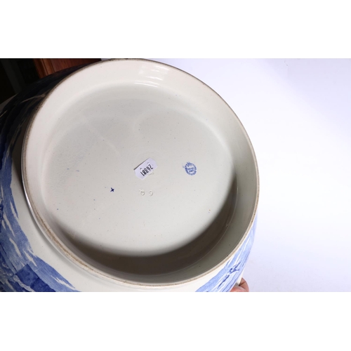 50 - Copeland & Garrett late Spode blue and white Italian pottery washbowl, 44cm diameter.