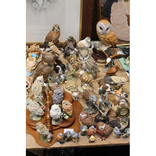 236 - Bird related models to include The World of Owls Collection, a Leonardo Collection Barn Owl on a bra... 