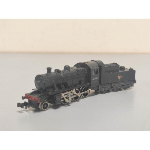 138 - Boxed HO gauge Proto Series 2000 BL2 8692 Western Maryland Locomotive plus a box of N gauge locomoti... 