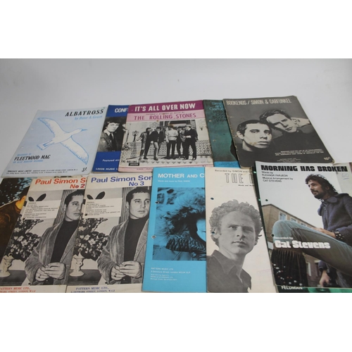 325 - Large collection of sheet music to include Fleetwood Mac Albatross on Blue Horizon records by Peter ... 