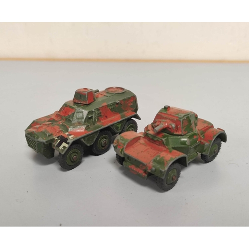 78 - Collection of vintage military vehicles to include a Britains Naval 4.7 Field Gun no 34218/30, ... 