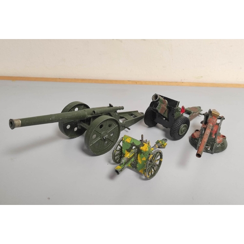 78 - Collection of vintage military vehicles to include a Britains Naval 4.7 Field Gun no 34218/30, ... 