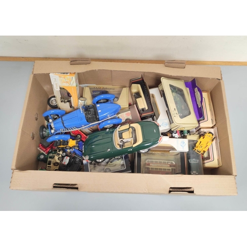 79 - Collection of vintage boxed and loose diecast vehicles to include Matchbox Models of Yesteryear 1927... 