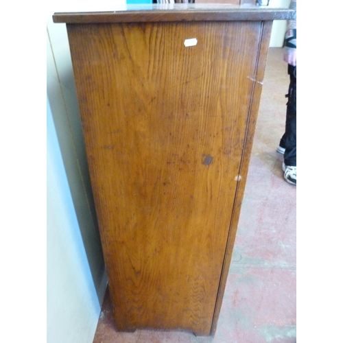 427 - Arts & Crafts oak chest of two short and four long drawers, c. early 20th century, with beaten m... 