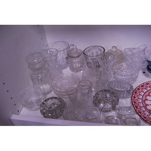 187 - Assorted glass and crystal to include liqueur glasses, fruit plate, Rington's jar (a/f), Oriental-st... 