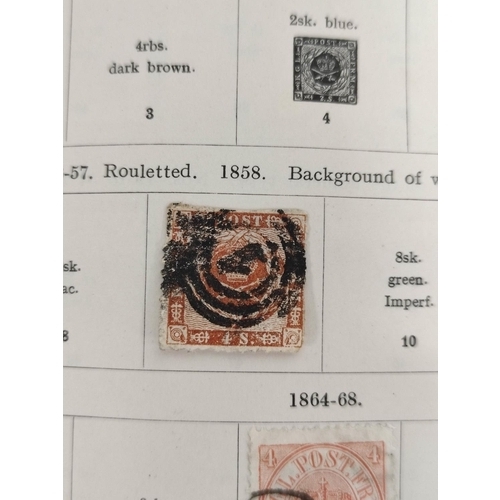 255 - Great Britain & World. A comprehensive stamp album of 19th and early 20th century world issues t... 