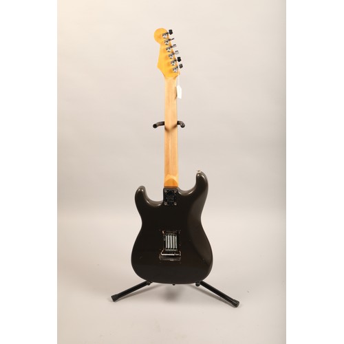 395 - Hohner Arbor electric guitar in grey, MX1 series E703950 with Arbor tremolo system