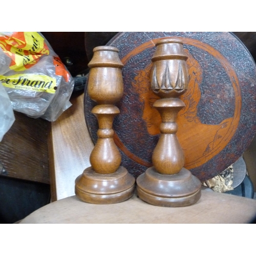 124 - Carton containing Victorian plinth stands, bases, burr wood stand, candlesticks, games board, pokerw... 