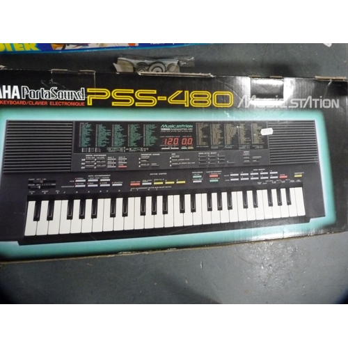 214 - Yamaha PortaSound PSS-480 electronic keyboard with stand, Rebound game and a Sharp Shooter game.