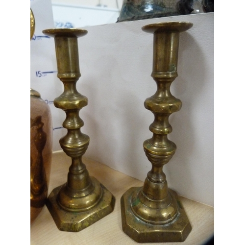 228 - Antique copper tea kettle, a pair of brass candlesticks, horse brasses, trivet and an EP tray.