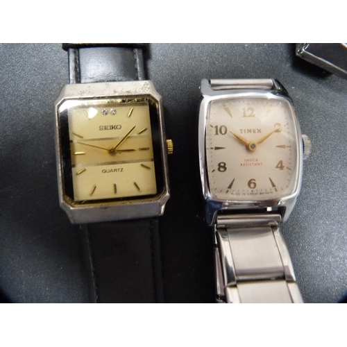 319 - Manual wind and quartz wristwatches to include Sekonda 17 jewels, Timex, Accurist, Limit Internation... 