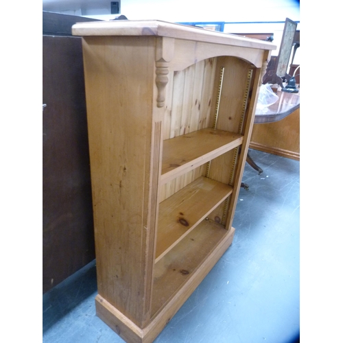 359 - Modern pine open bookcase.