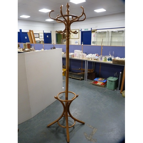 372 - Pair of contemporary hat and coat stands.  (2)