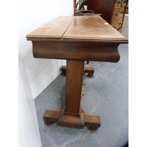 374 - Victorian mahogany wash stand/side table.