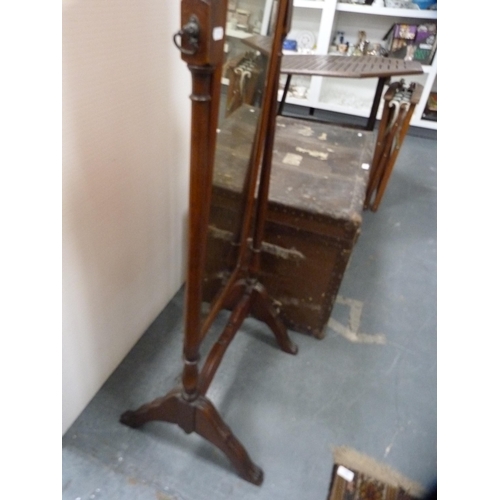 385 - Mahogany cheval mirror.