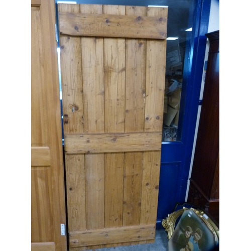 412 - Two wooden doors.  (2)