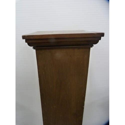 445 - Mahogany column stand.