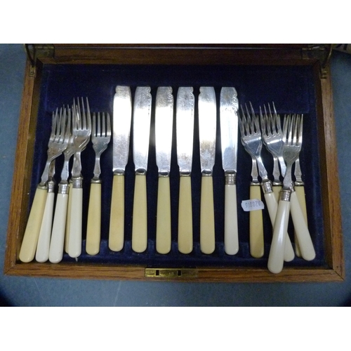 45 - Carton containing loose EP flatware and a part set of fish knives and forks.