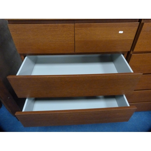 467 - Contemporary chest of two short and four long drawers.