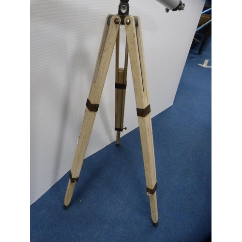 477 - Greenkat telescope on wooden tripod stand.